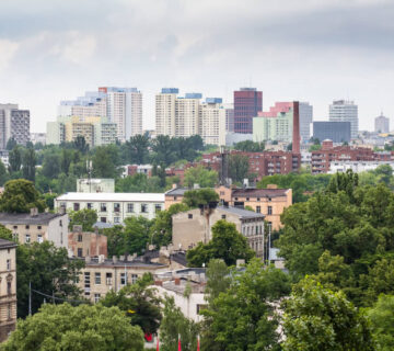 Ilu ludzi mieszka w Łodzi?